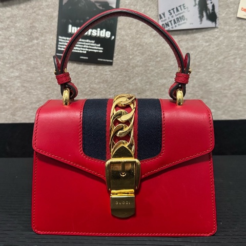Gucci/古馳 sylvia塞爾維亞紅色單肩包手提包