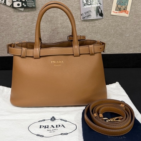 Prada/普拉達 DoubleBag購物袋 buckle bag 牛皮 棕色 24年新款 明星同款