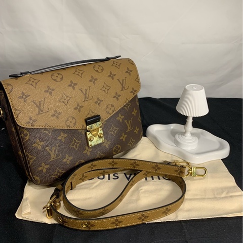 路易威登 LV 拼色郵差