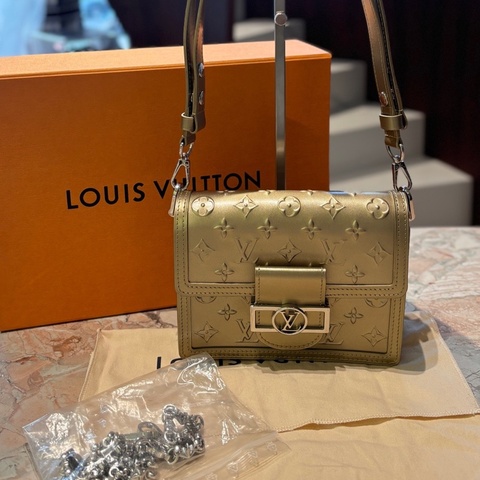 Louis Vuitton 路易威登 可拆卸可調節肩帶磁扣開合 牛皮革 達芙妮斜挎單肩包 女款 淡金色