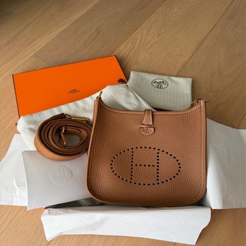 Hermes mini Evelyn 全新金棕 2026 G刻 膠膜未撕