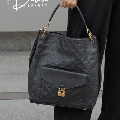 Louis Vuitton • 經典黑色皮革壓紋Métis 泫雅Hobo