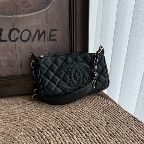 香奈兒Chanel 雙C魚子醬牛皮黑金荔枝皮腋下包單肩包
