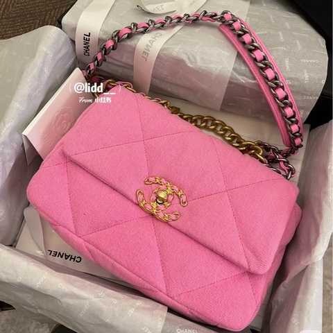 Chanel • 經典粉色牛仔金釦19 Bag小號 全配