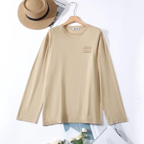 MIU MIU 卡其色立體浮雕logo長袖上衣 SizeM