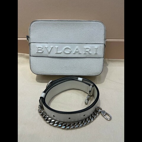 寶格麗 bvlgari 相機包 斜挎包 帶有珠光效果的白色