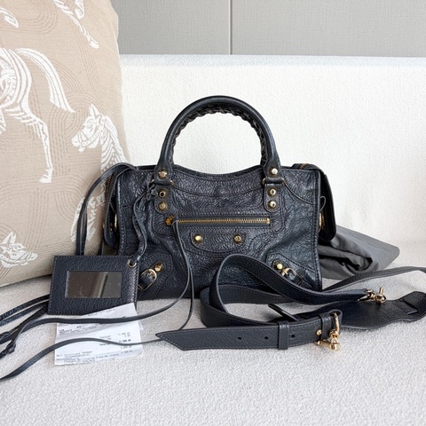 🌷帶票！Balenciaga 巴黎世家 Le Cagole 機車包 黑金