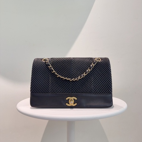 Chanel 香奈兒黑金雙C鏈條口蓋包