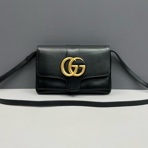 Gucci古馳 黑色全皮金扣Arli斜挎包 成色96新