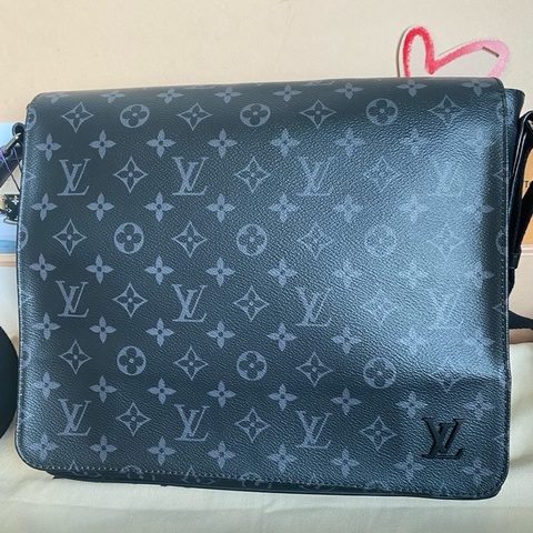 LV 路易威登 Discovery 黑色老花 中號布魯克林郵差包