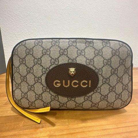 Gucci 虎頭相機包-經典老花