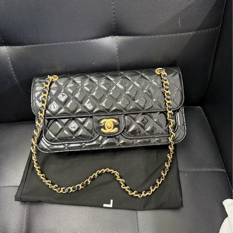 💎Chanel香奈兒｜25K黑金漆皮雙口袋口蓋包｜99新芯片款