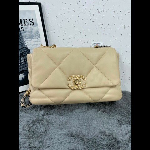 Chanel small 19bag
