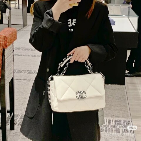 Chanel香奈兒 19bag小號熊貓配色 98新✨️