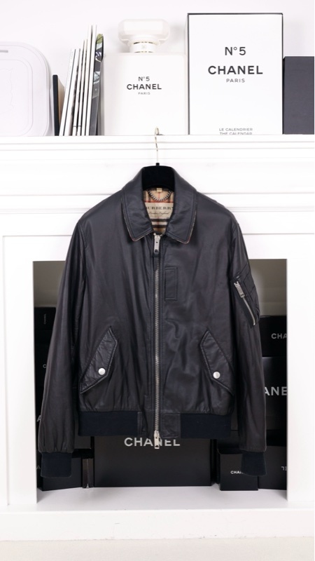 Burberry黑色pu两口袋拉链夹克外套