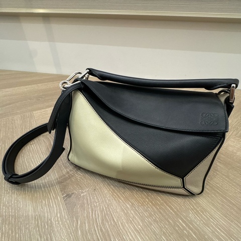 Loewe puzzle small 黑米白粉拼色