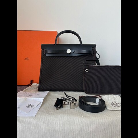 Hermes愛馬仕 Herbag 31深棕色銀扣