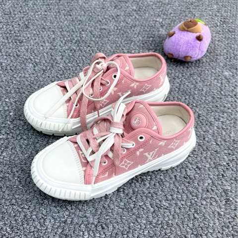 Louis Vuitton lv粉白色Squad厚底鞋 36碼