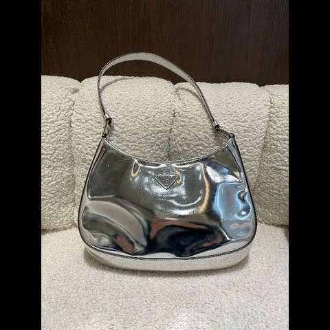 Prada/普拉達 銀色cleo hobo腋下包