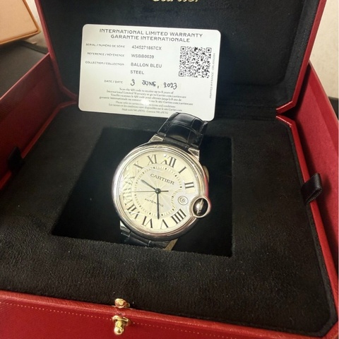 【2023年大全套✨原價5️⃣折‼️】卡地亞Cartier 藍氣球 WSBB0039 自動機械 40mm 精鋼白盤 黑皮帶