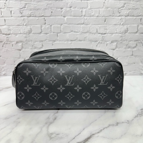 JK國際二手精品✨全新LV M46354 Dopp Kit手拿包晶片款