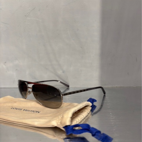 Louis Vuitton 飛行員墨鏡 ｜Classic Trend CT精品｜台北東區實體