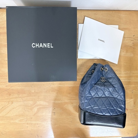 Chanel gabrielle 流浪後背包 深藍色