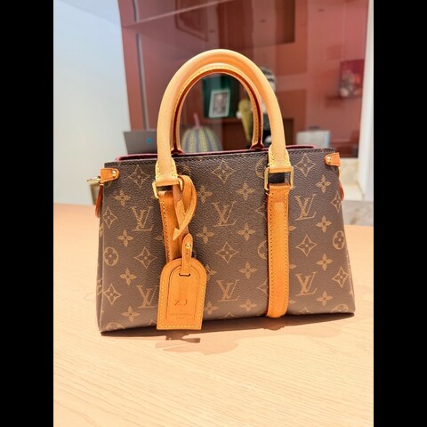 路易威登/Louis Vuitton98新新款蒙田小號 植鞣革蜜色