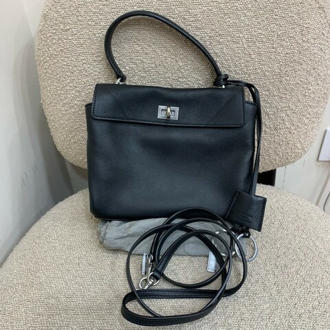 balenciaga 巴黎世家 黑銀rodeo mini 底長21。
