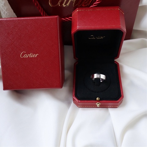 Cartier卡地亞18k白金love三鑽戒指，尺碼59號