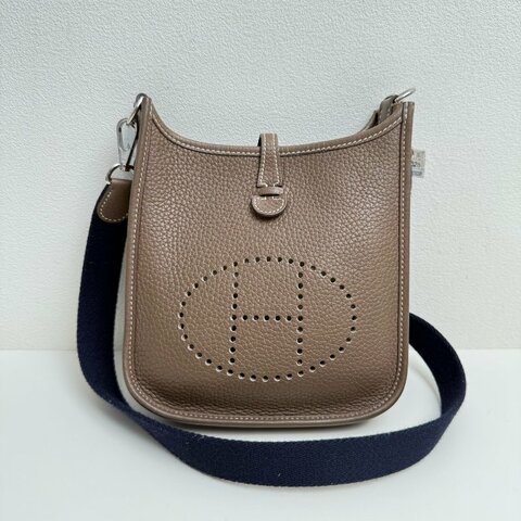 愛馬仕/Hermes evelyne 16伊芙琳斜挎包 大象灰銀扣  Z刻 2021年