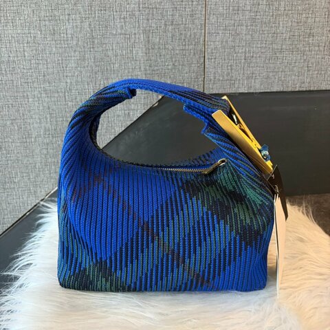 BURBERRY 藍綠格紋夾子造型便當包