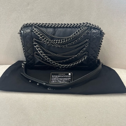chanel 香奈兒 秀款限定Leboy 黑銀多鏈條包 牛皮