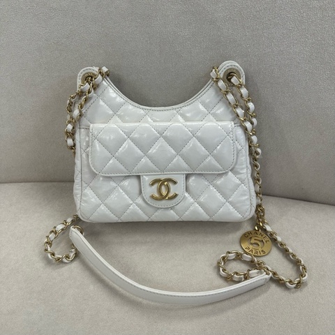 Chanel 香奈兒 白色 金扣 天貓精靈 嬉皮流浪包