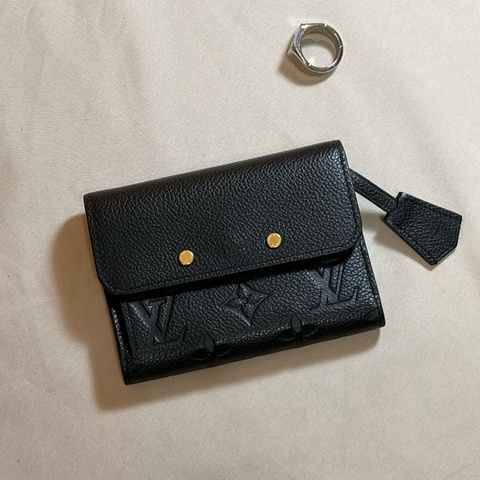 🔥近新閒置 即將下架 LV 路易威登 Louis Vuitton 黑老花牛皮壓紋3折8卡短夾 零錢袋款