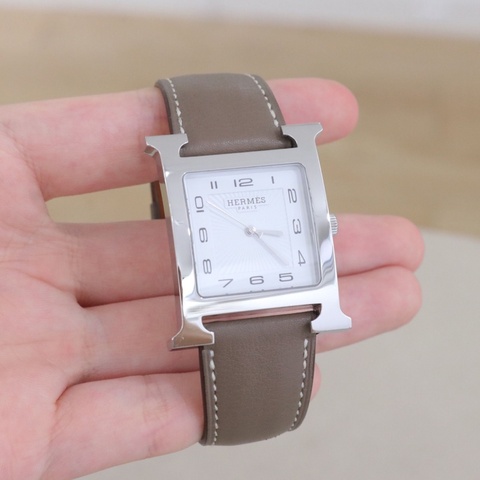 愛馬仕Heure H 石英表HH1.810，男女通用，全原始成色，大號表徑32*42mm