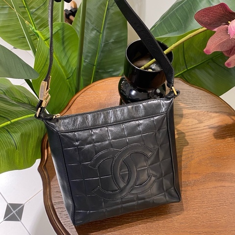 Chanel/香奈兒 黑金 方格中古 tote包 6開