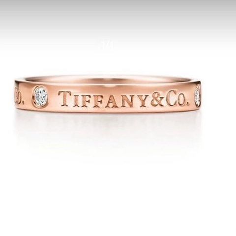 Tiffany 蒂芙尼Tiffany&Co.系列 字母三鑽戒指 51號18K玫瑰金 尺寸  窄版3mm 附件無