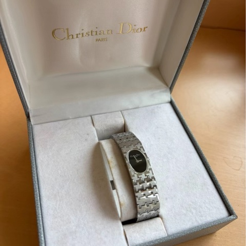 【震撼撿漏的Dior Full Set適合送人✨全網最低價】Dior/迪奧 絕版千鳥格黑盤 銀色手鐲腕表 白富美千金款