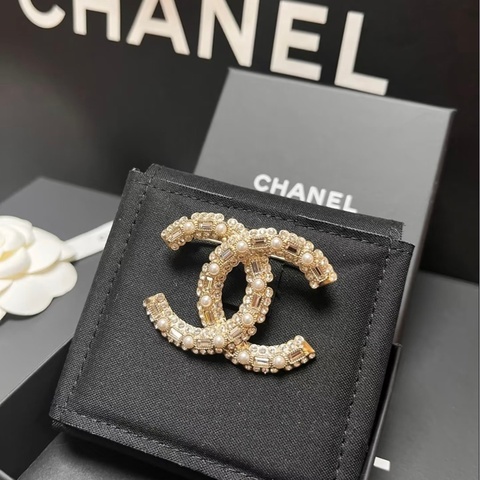 【Fullset適合送禮❤️比Coach便宜的CHANEL✨全網最低價】Chanel/香奈兒 雙c珍珠小香風胸針A22K 限量款 難買