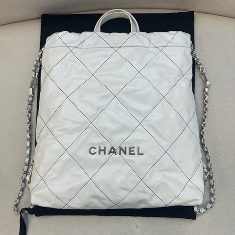 chanel 香奈兒  22bag 白色銀扣黑線雙肩包