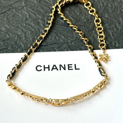 -Chanel/香奈兒 雙C logo鑲鑽皮穿鏈項鍊