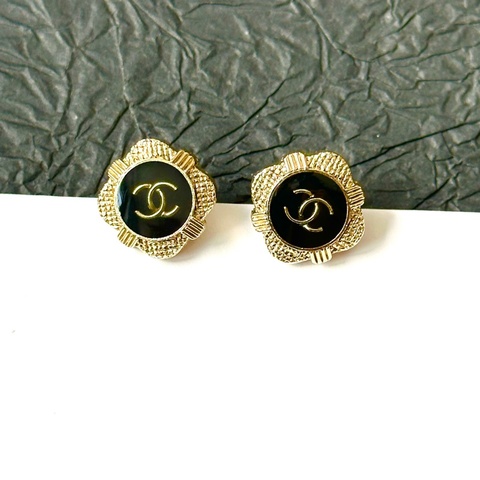-Chanel/香奈兒 黑色菱形花邊金色雙C耳釘