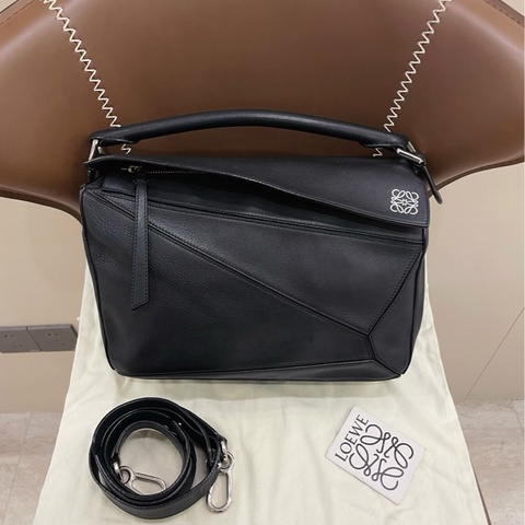 LOEWE羅意威Puzzle幾何包黑色尺寸約30**18cm