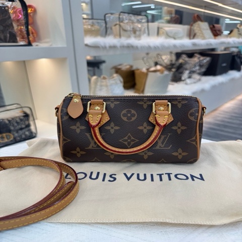 路易威登/Louis Vuitton 新款Nano Speedy 24年單肩斜挎包 肩帶可調節可拆卸  尺寸16.5x8x10cm