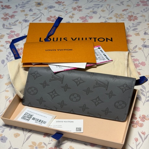 Louis Vuitton 男用長夾M81335| 近全新｜