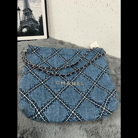 Chanel 22bag small