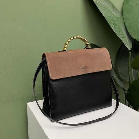 Loewe中號蛇骨包肩背包