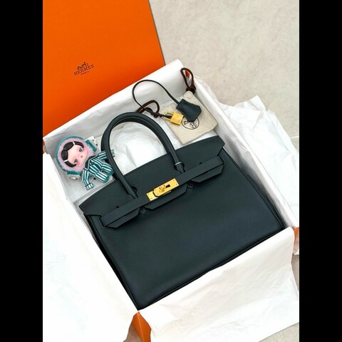 Hermes Birkin 30
Vert Rousseau Taurillon Novillo GHW