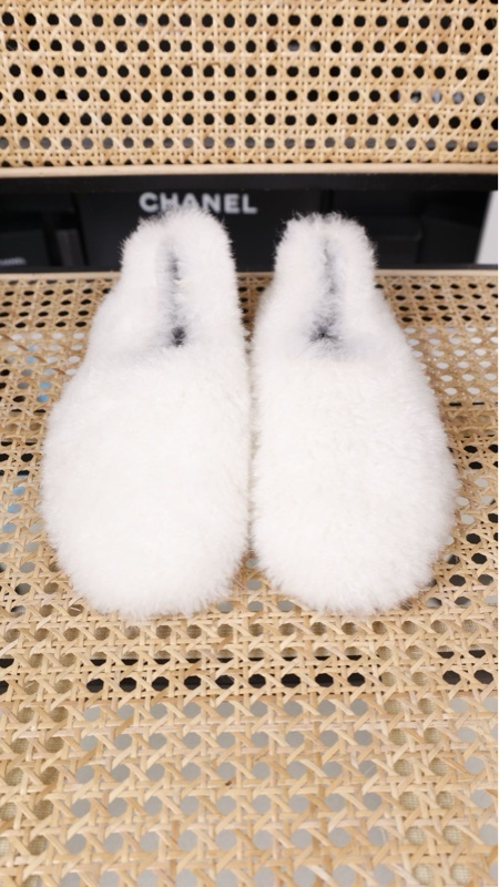 Celine 05年白色毛毛雪球平底鞋